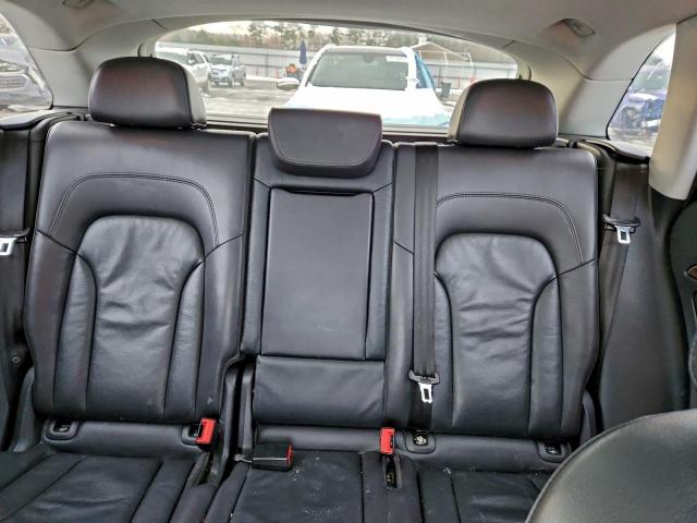 Audi Q5 Premium Plus Image 9