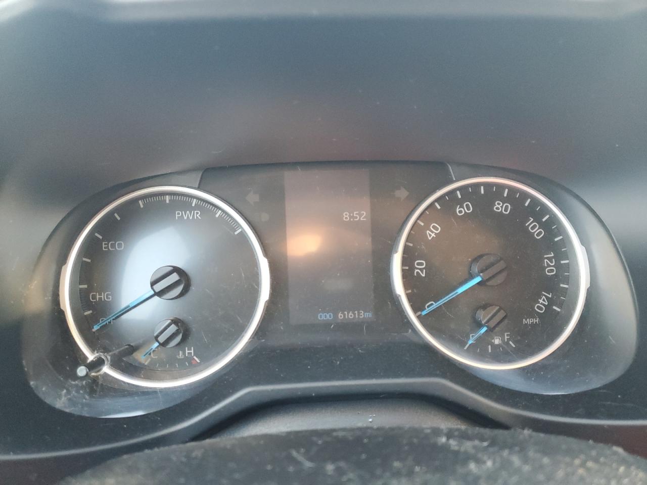 Toyota RAV4 Le Image 5