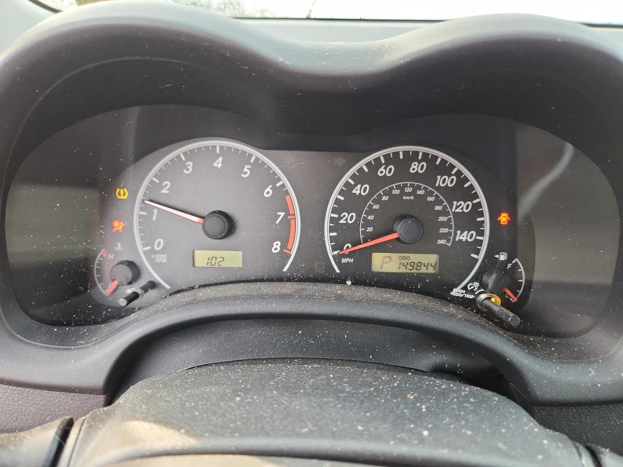 Toyota Corolla Base Image 7