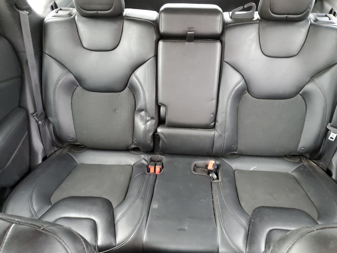 Jeep Grand Cherokee Latitude Plus Image 12