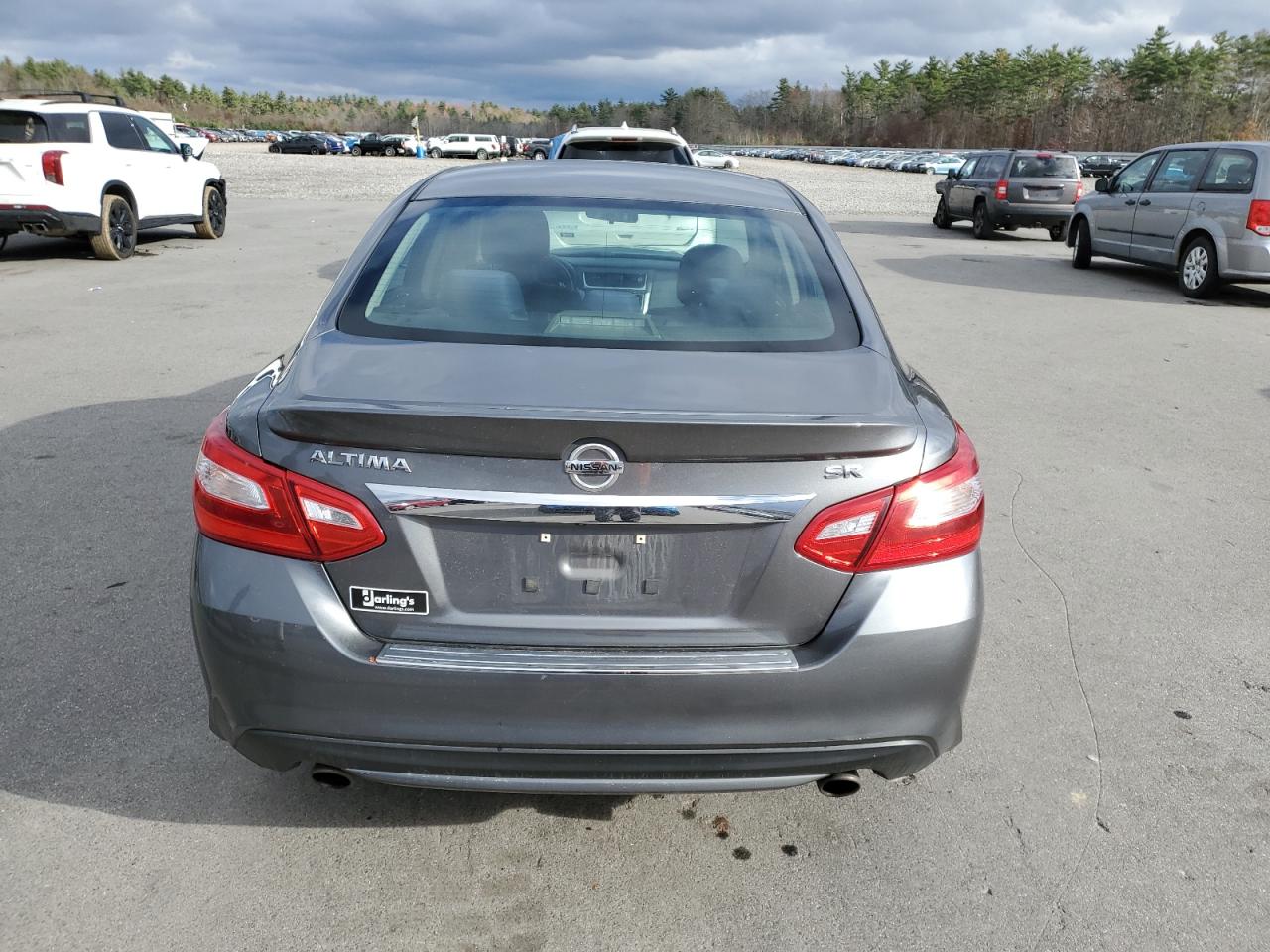 Nissan Altima 2.5 Image 3