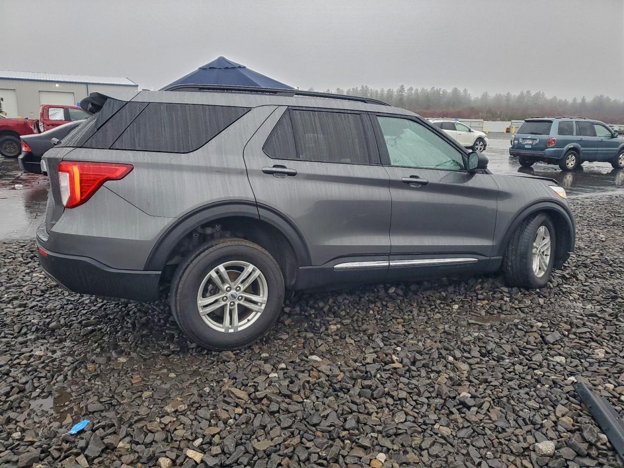 Ford Explorer Xlt Image 2