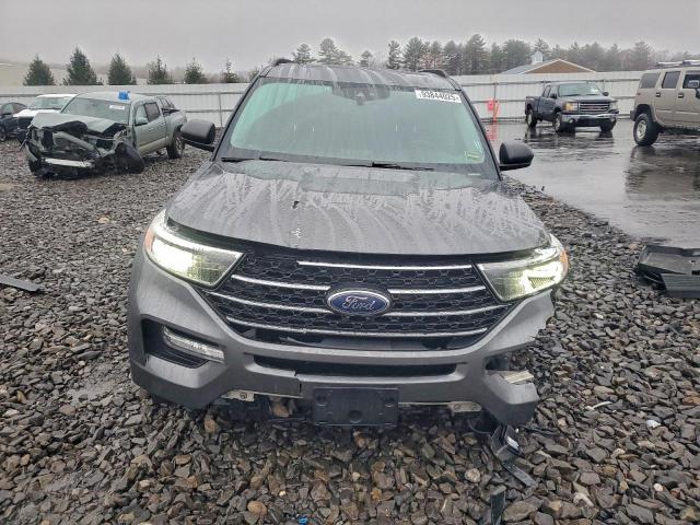 Ford Explorer Xlt Image 12