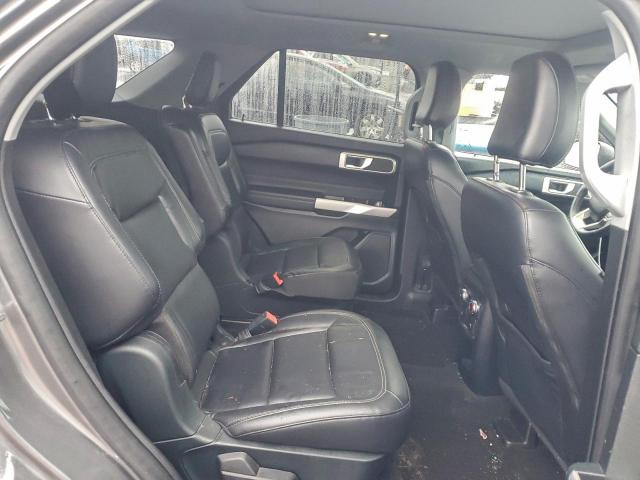 Ford Explorer Xlt Image 9