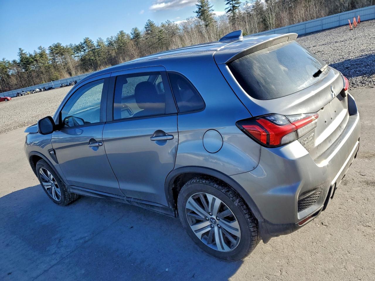 Mitsubishi Outlander S/se Image 12