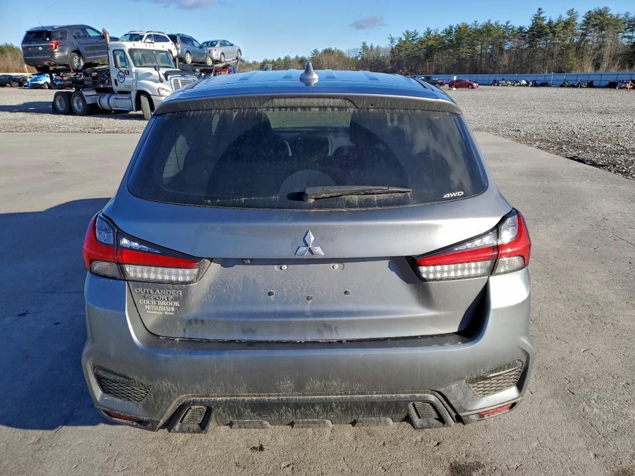 Mitsubishi Outlander S/se Image 2