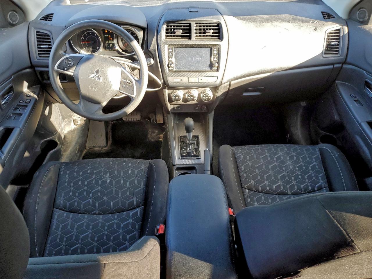 Mitsubishi Outlander S/se Image 9