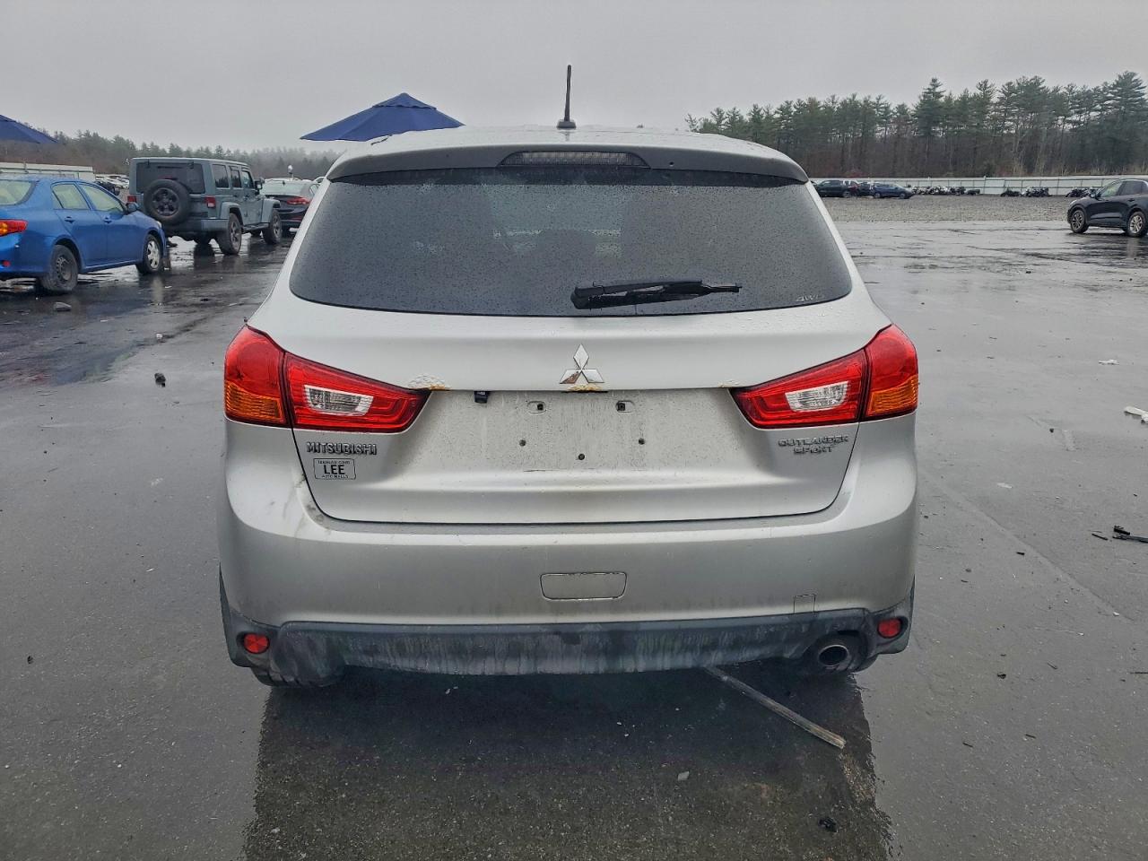 Mitsubishi Outlander Se Image 10