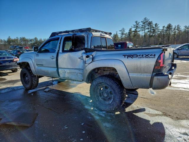 Toyota Tacoma Double Cab Image 2
