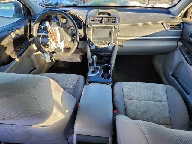 Toyota Camry L Image 6