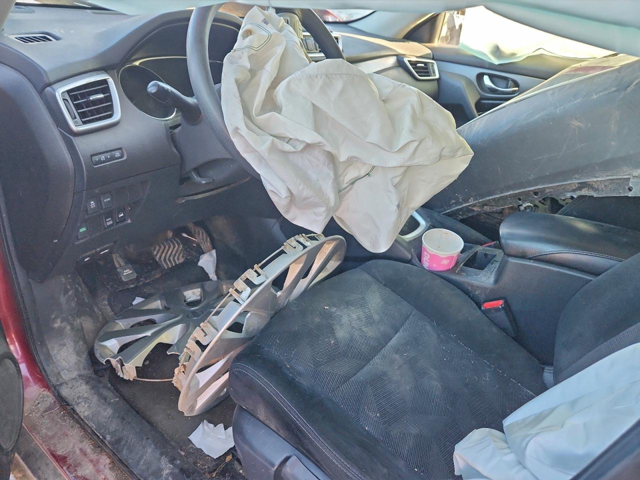 Nissan Rogue S Image 12