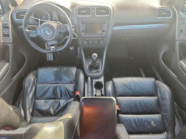 Volkswagen Golf R Image 6