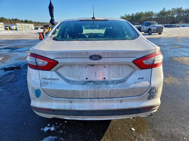Ford Fusion Se Image 8
