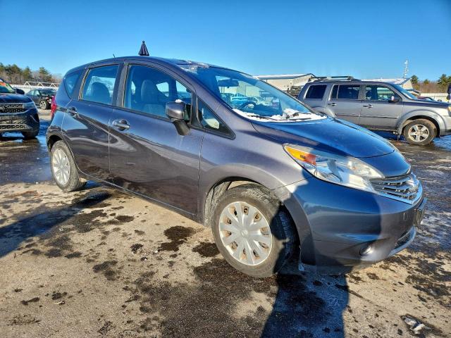 Nissan Versa S Image 6