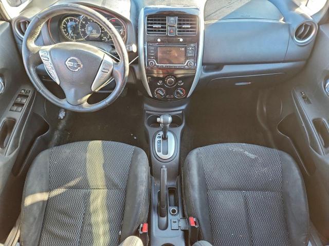 Nissan Versa S Image 7