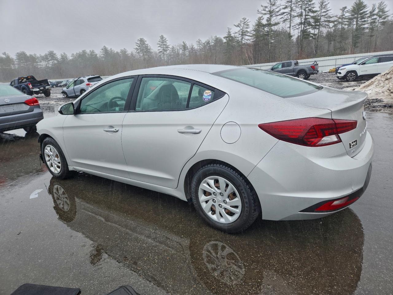 Hyundai ELANTRA Se Image 6