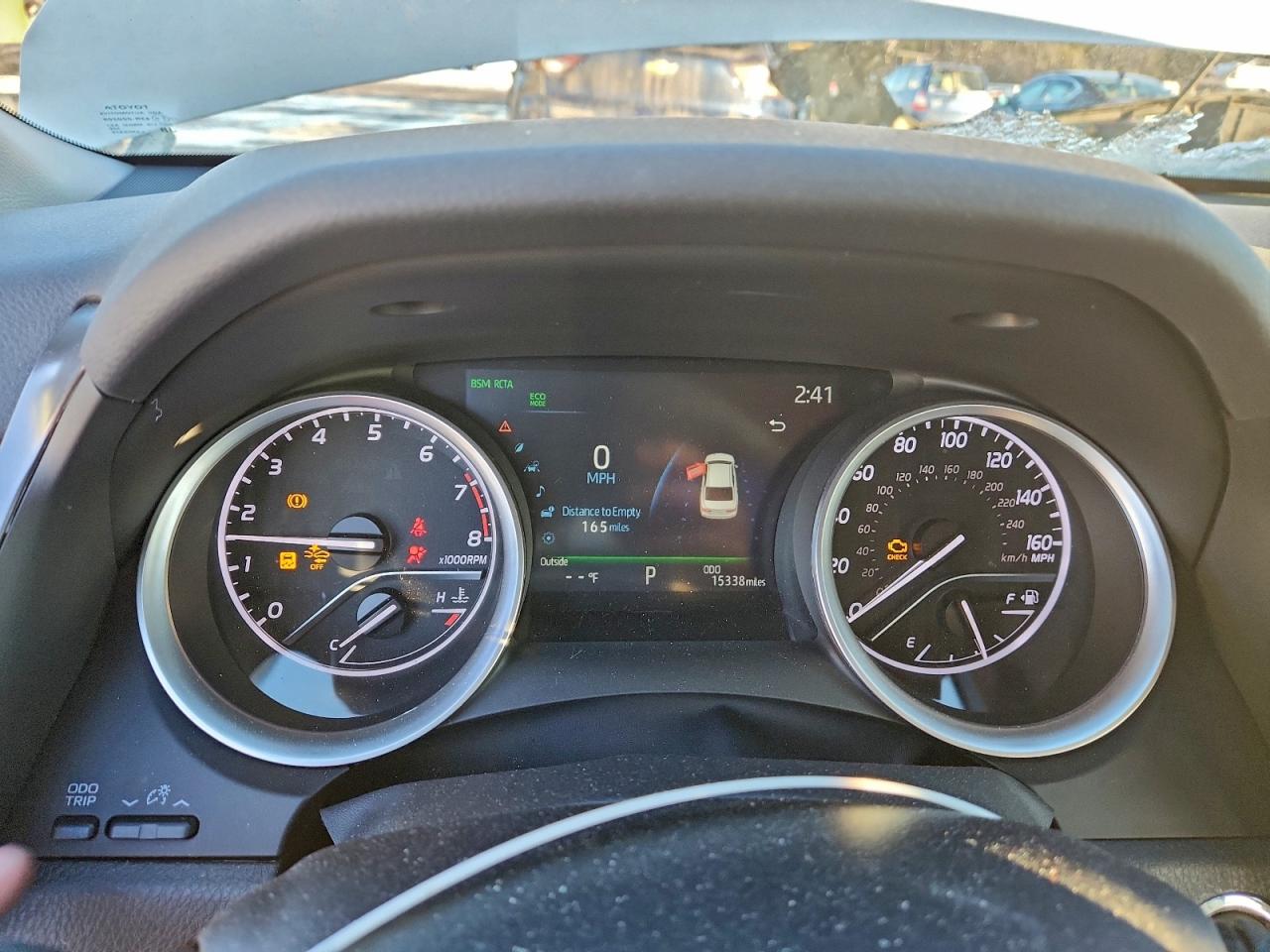 Toyota Camry Xle Image 7