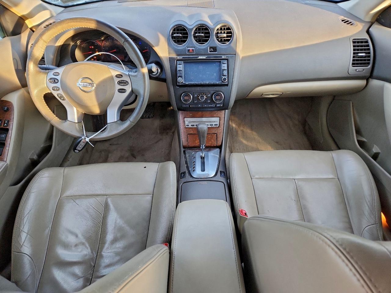 Nissan Altima Hybrid Image 8