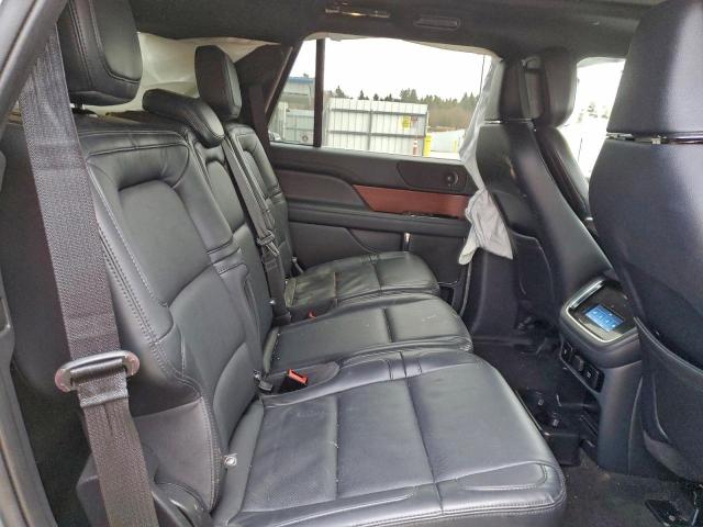Lincoln Navigator Reserve Image 3