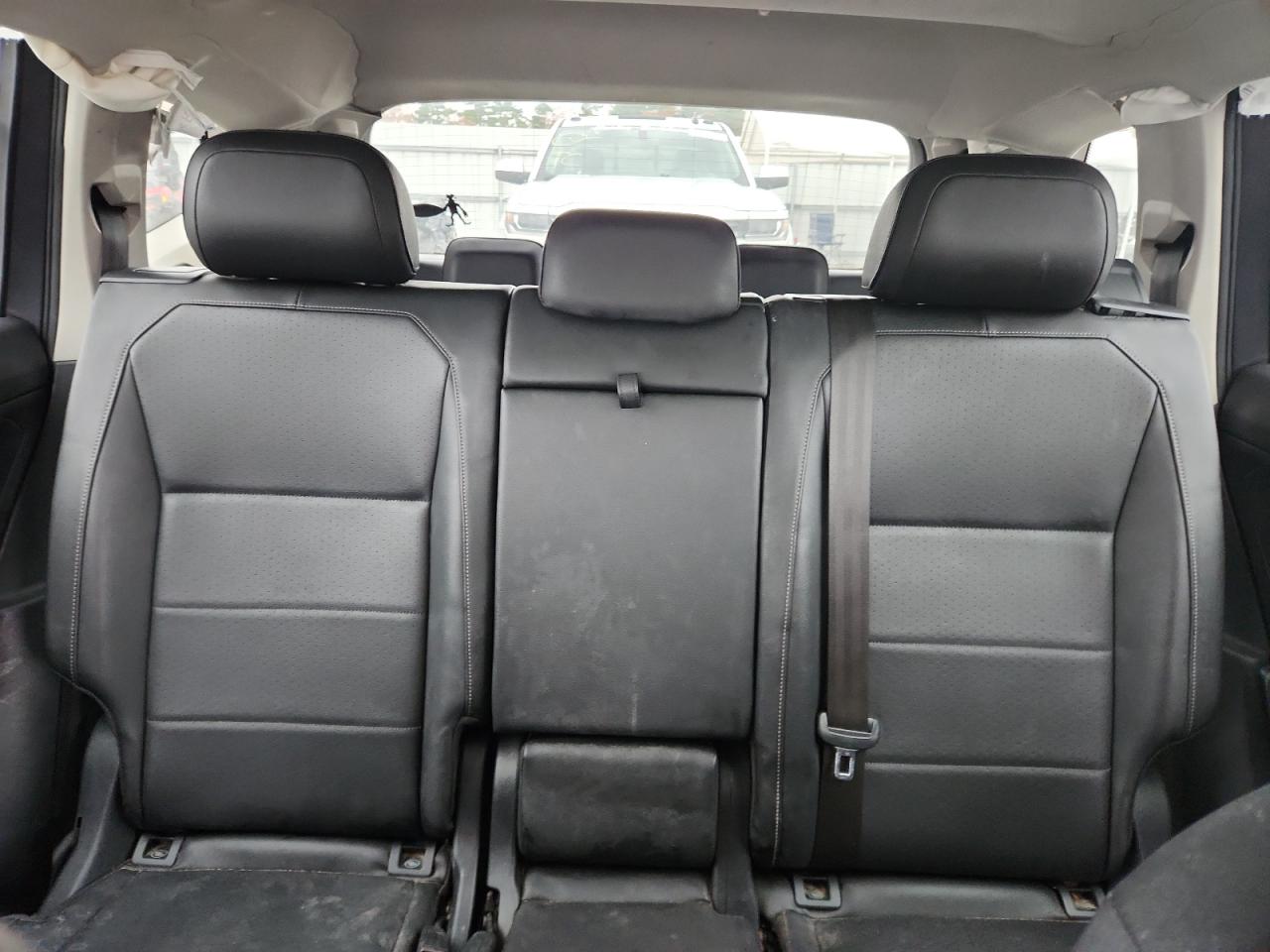 Volkswagen Tiguan Se Image 12