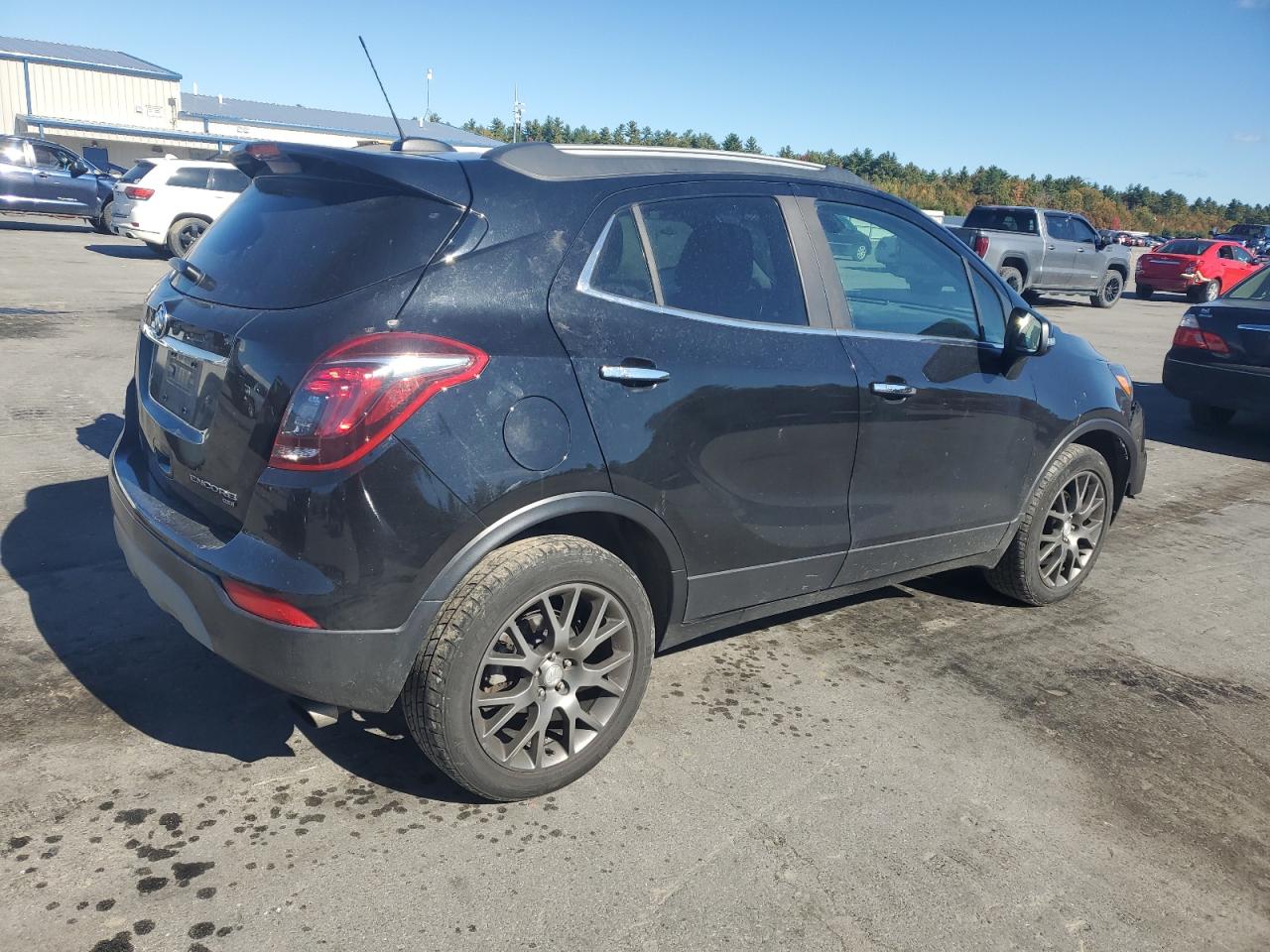 Buick Encore Sport Touring Image 2