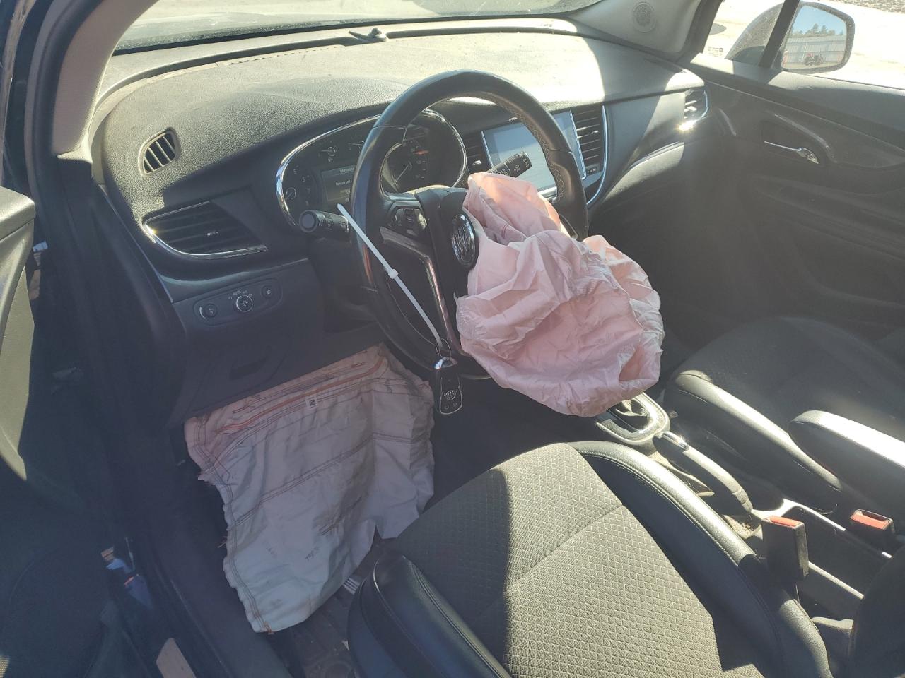 Buick Encore Sport Touring Image 6