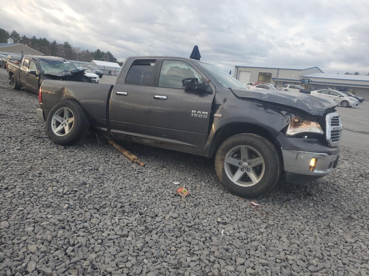 Ram 1500 Slt Image 4