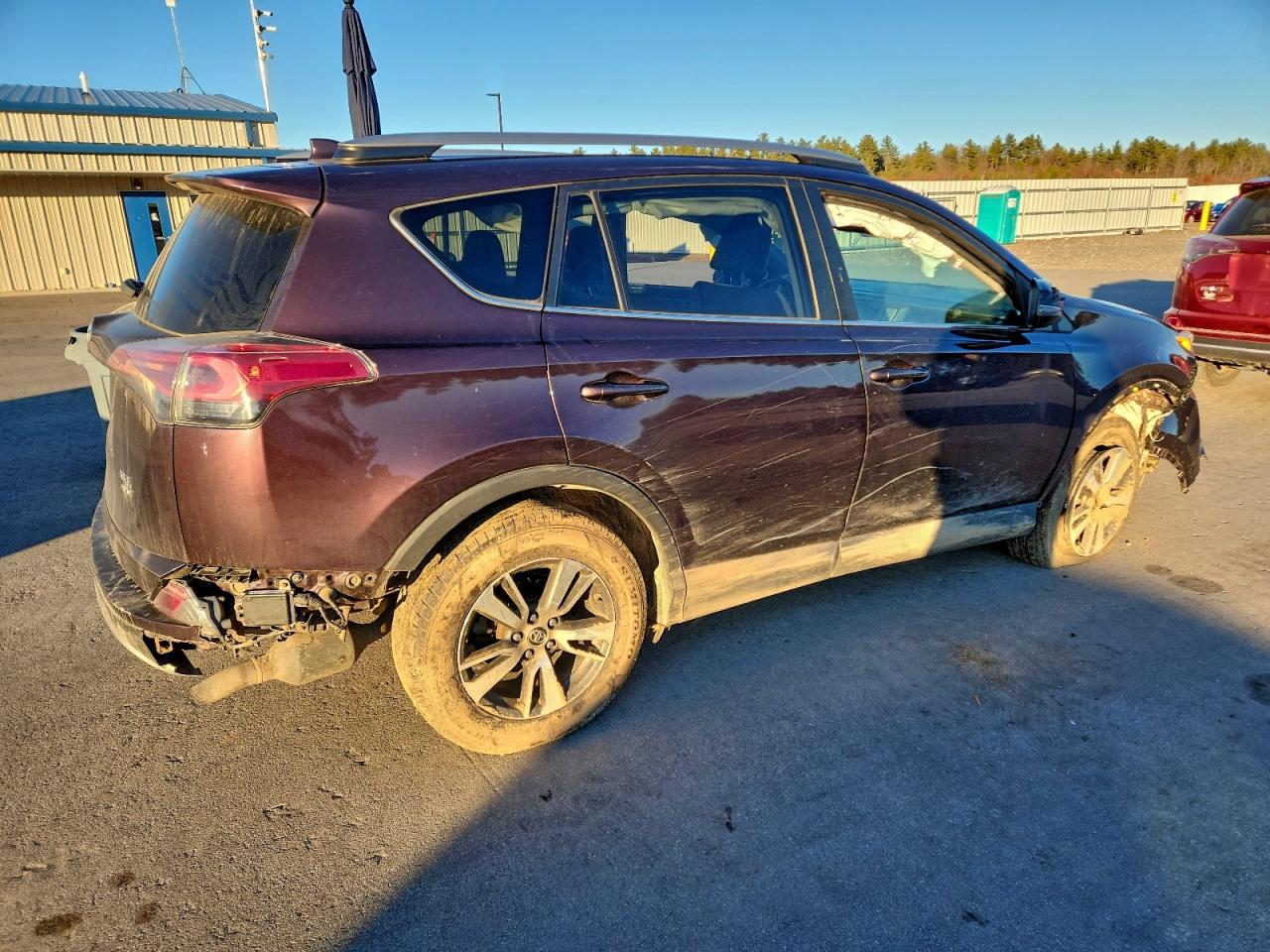 Toyota RAV4 Adventure Image 5