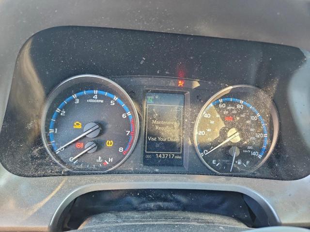 Toyota RAV4 Adventure Image 12