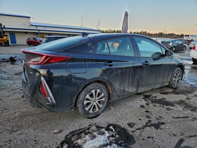 Toyota Prius Le Image 7