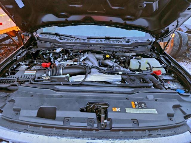 Ford F-550 Super Duty Image 3