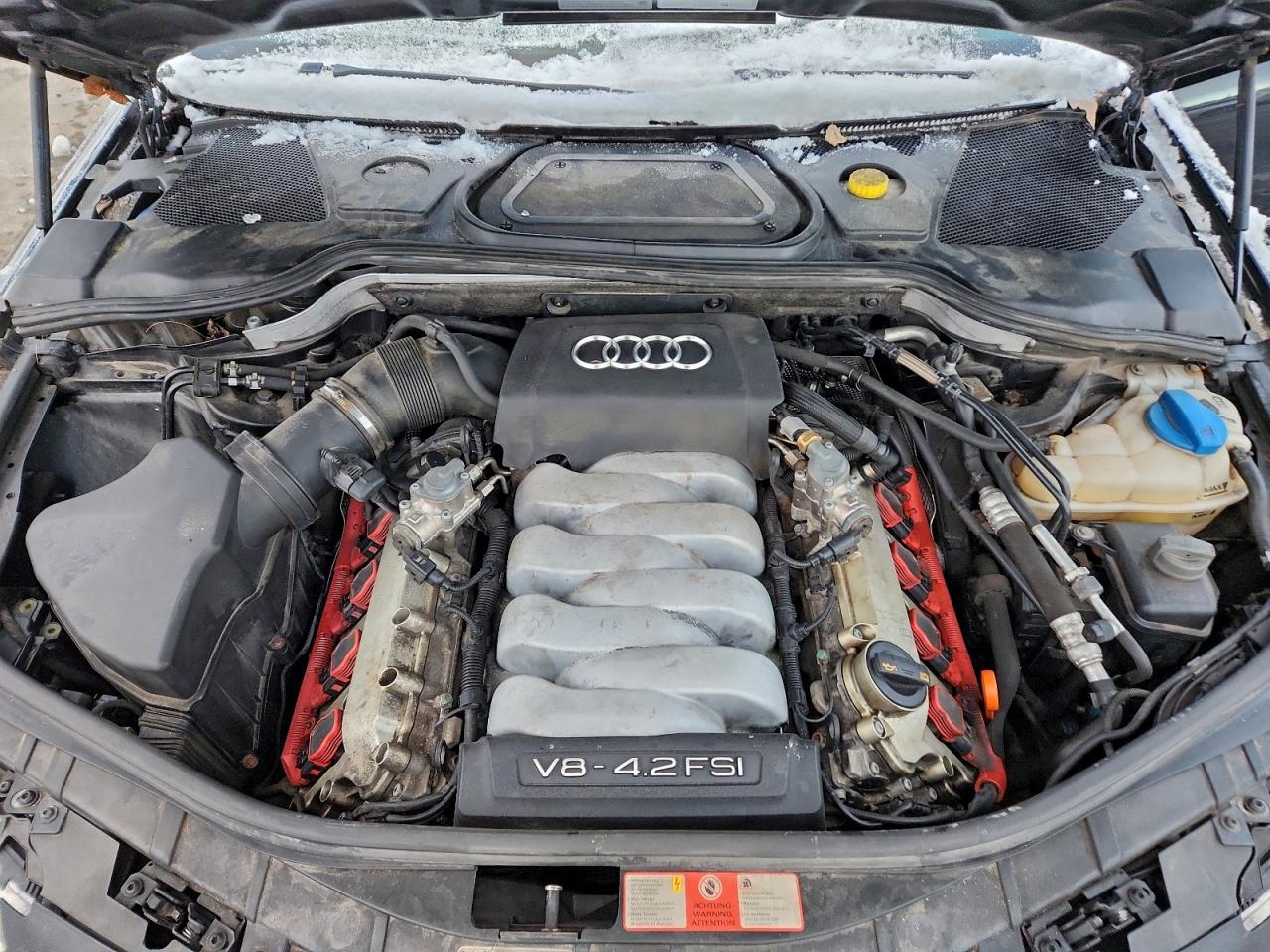 Audi A8 4.2 Quattro Image 4
