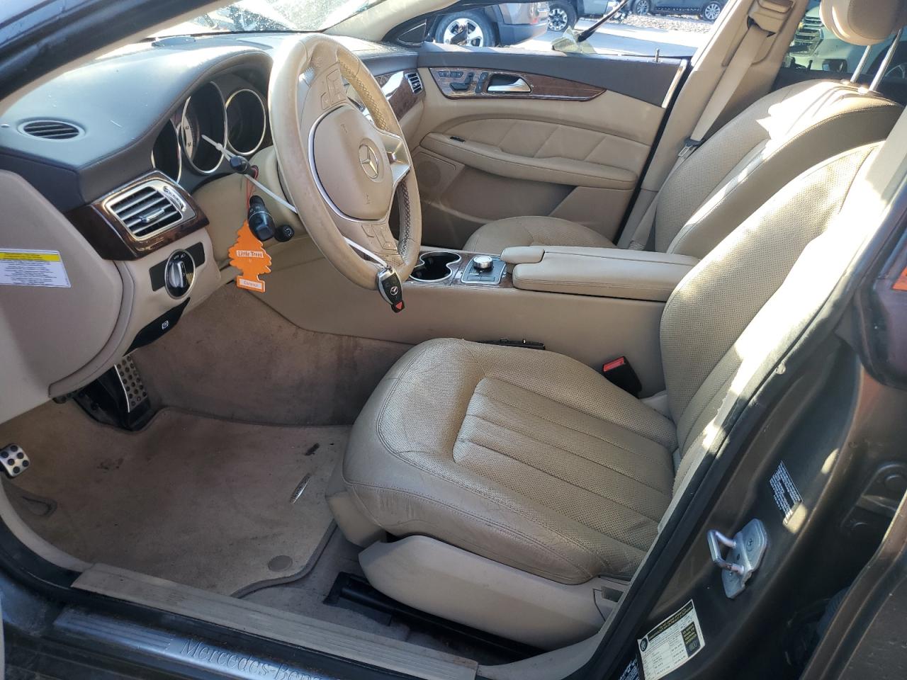 Mercedes-Benz Cls-class 550 4matic Image 5