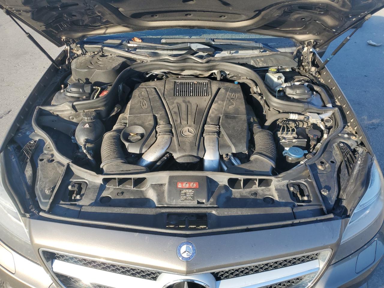 Mercedes-Benz Cls-class 550 4matic Image 10