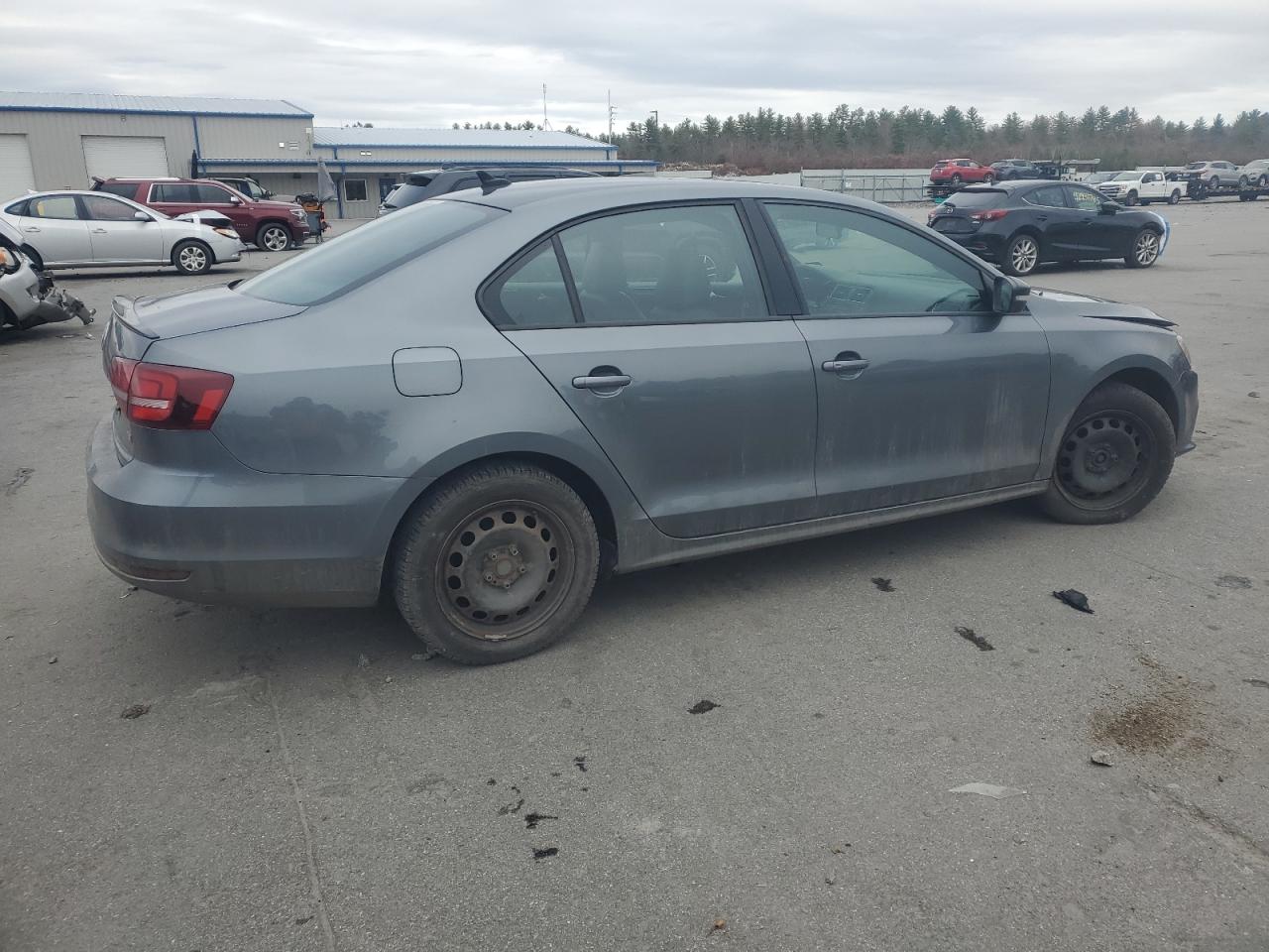 Volkswagen Jetta Sport Image 8