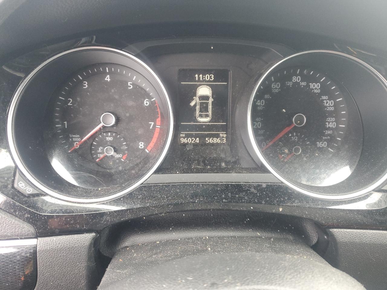 Volkswagen Jetta Sport Image 10