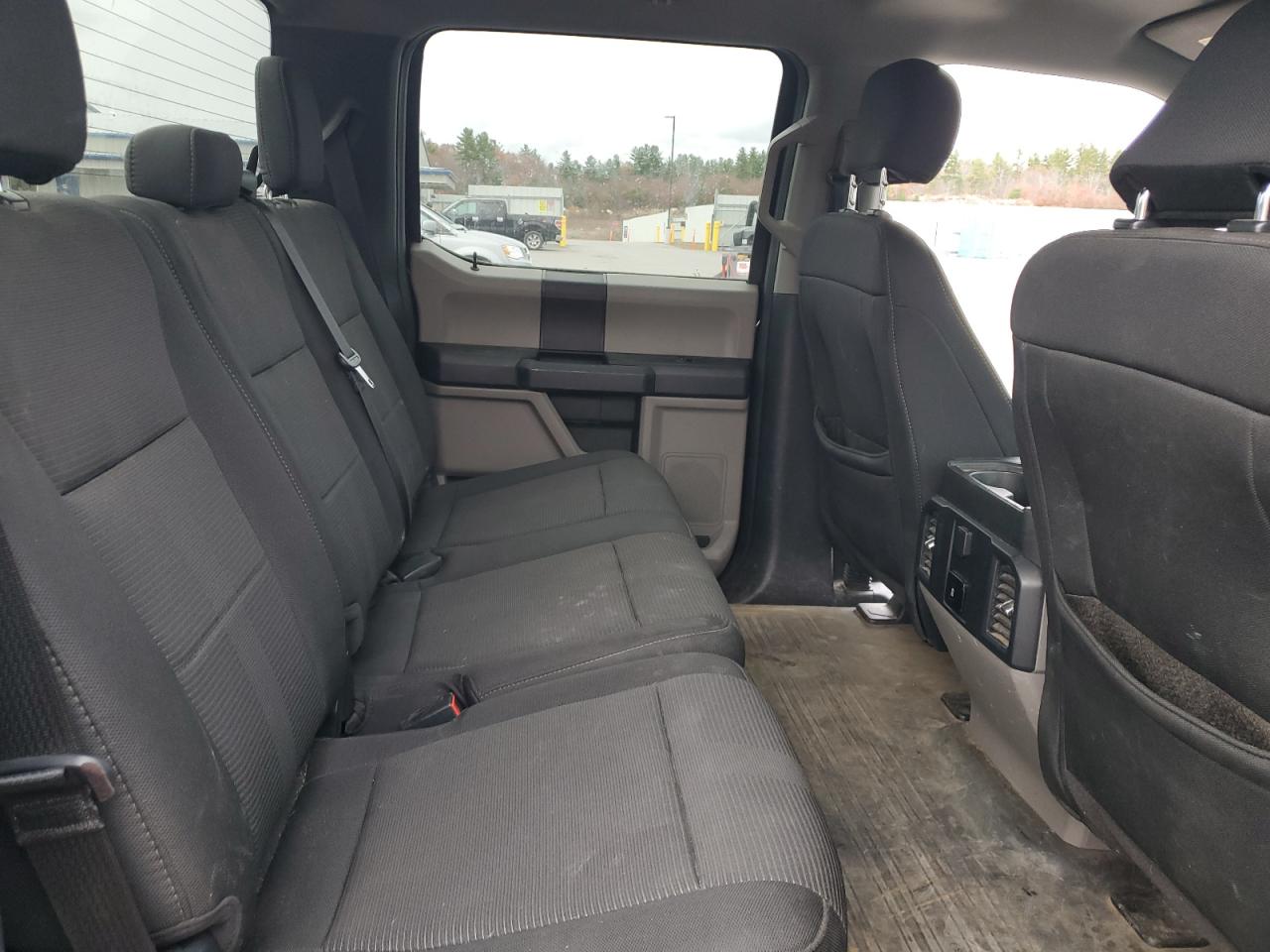 Ford F-150 Supercrew Image 9