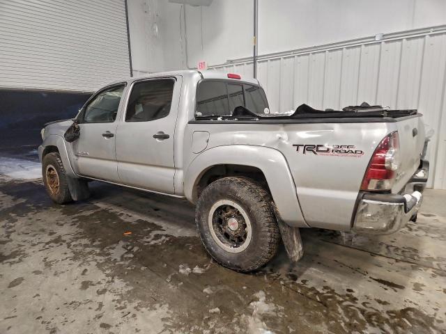 Toyota Tacoma Double Cab Image 3