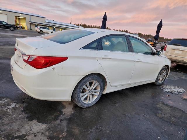 Hyundai SONATA Gls Image 6