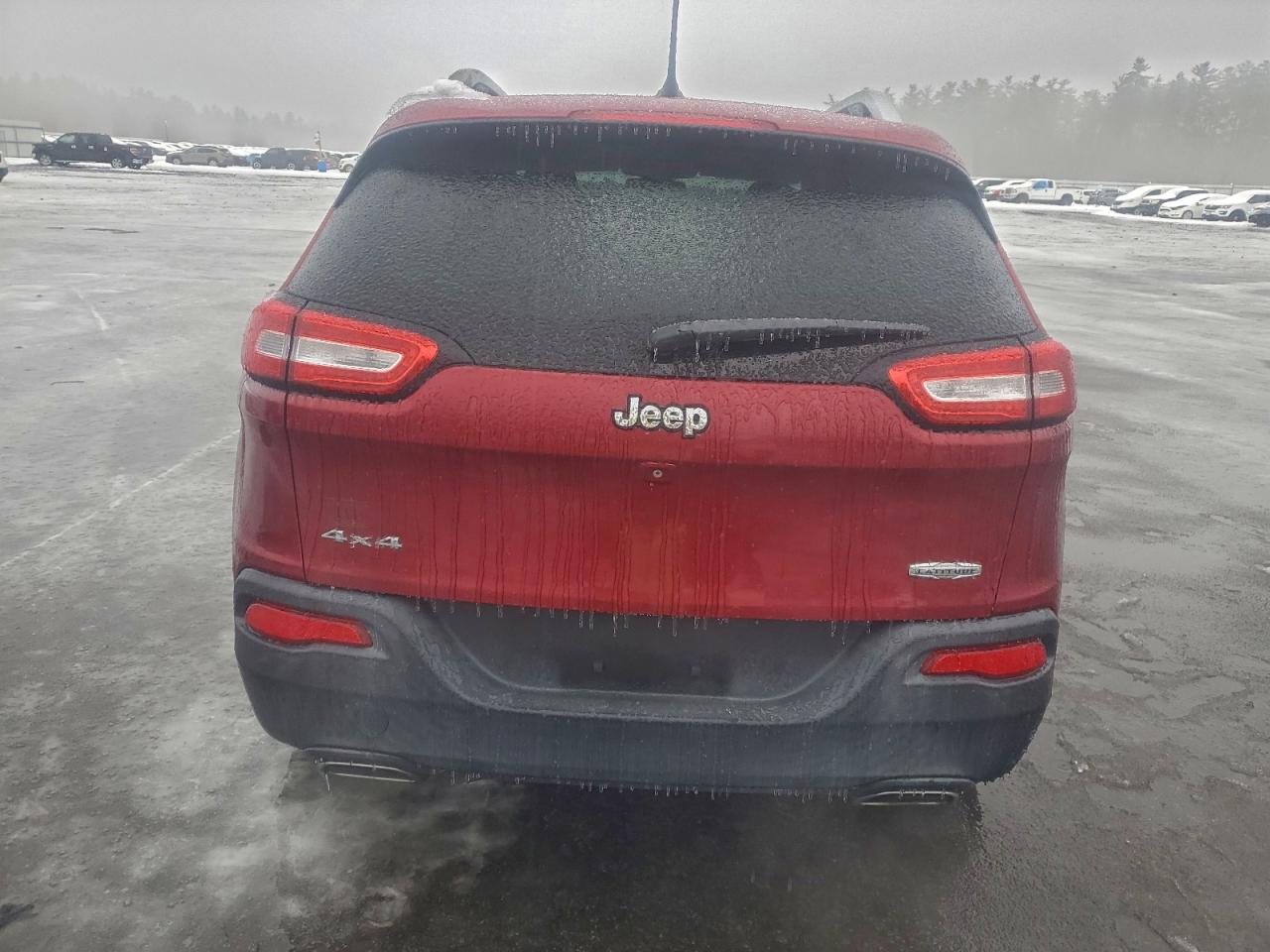 Jeep Grand Cherokee Latitude Image 12