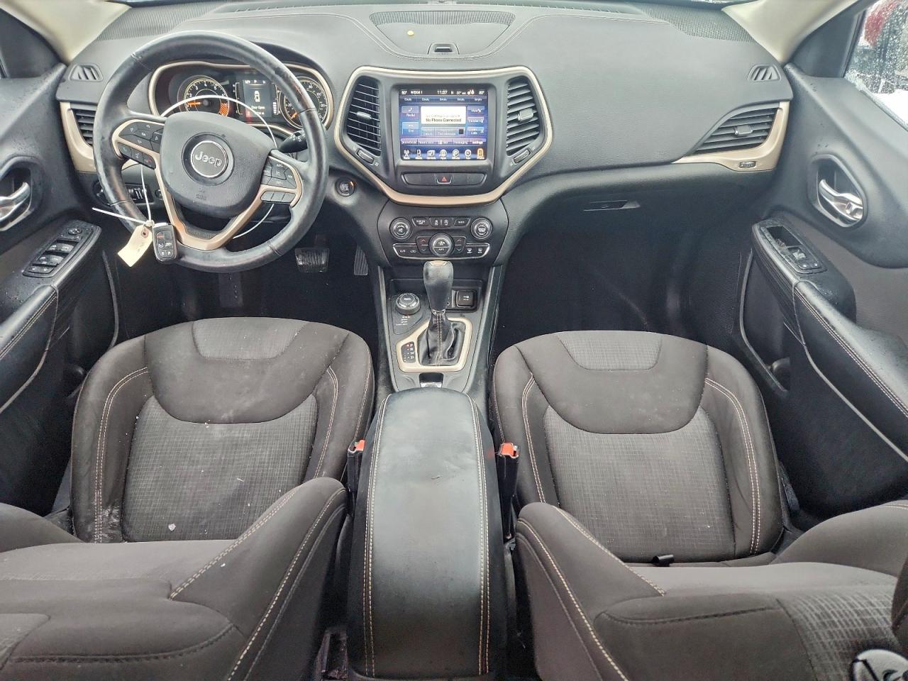 Jeep Grand Cherokee Latitude Image 4