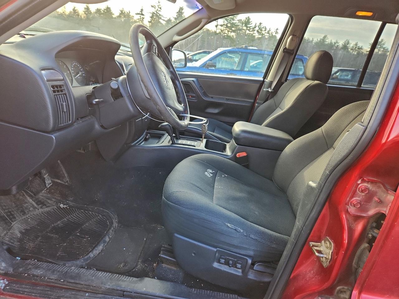 Jeep Grand Cherokee Laredo Image 7