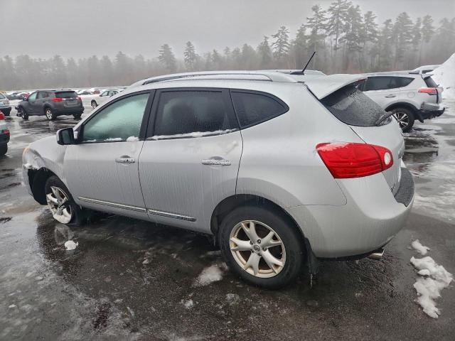 Nissan Rogue S Image 10