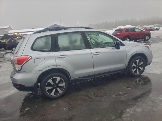 Subaru Forester 2.5i Image 8