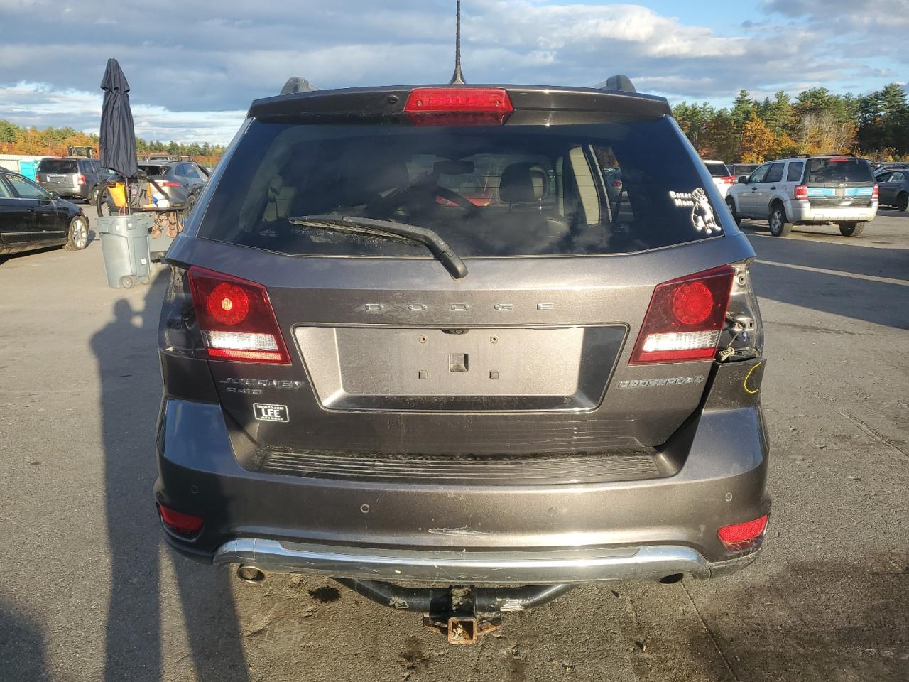 Dodge Journey Crossroad Image 7