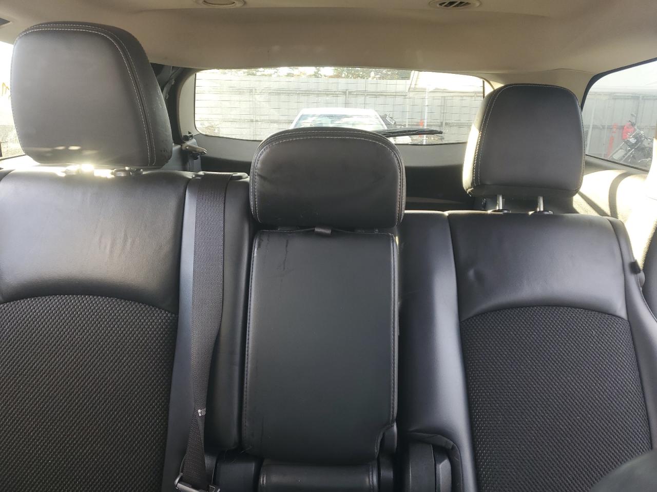 Dodge Journey Crossroad Image 3