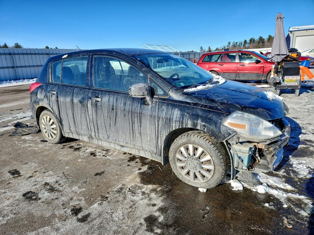 Nissan Versa S Image 10