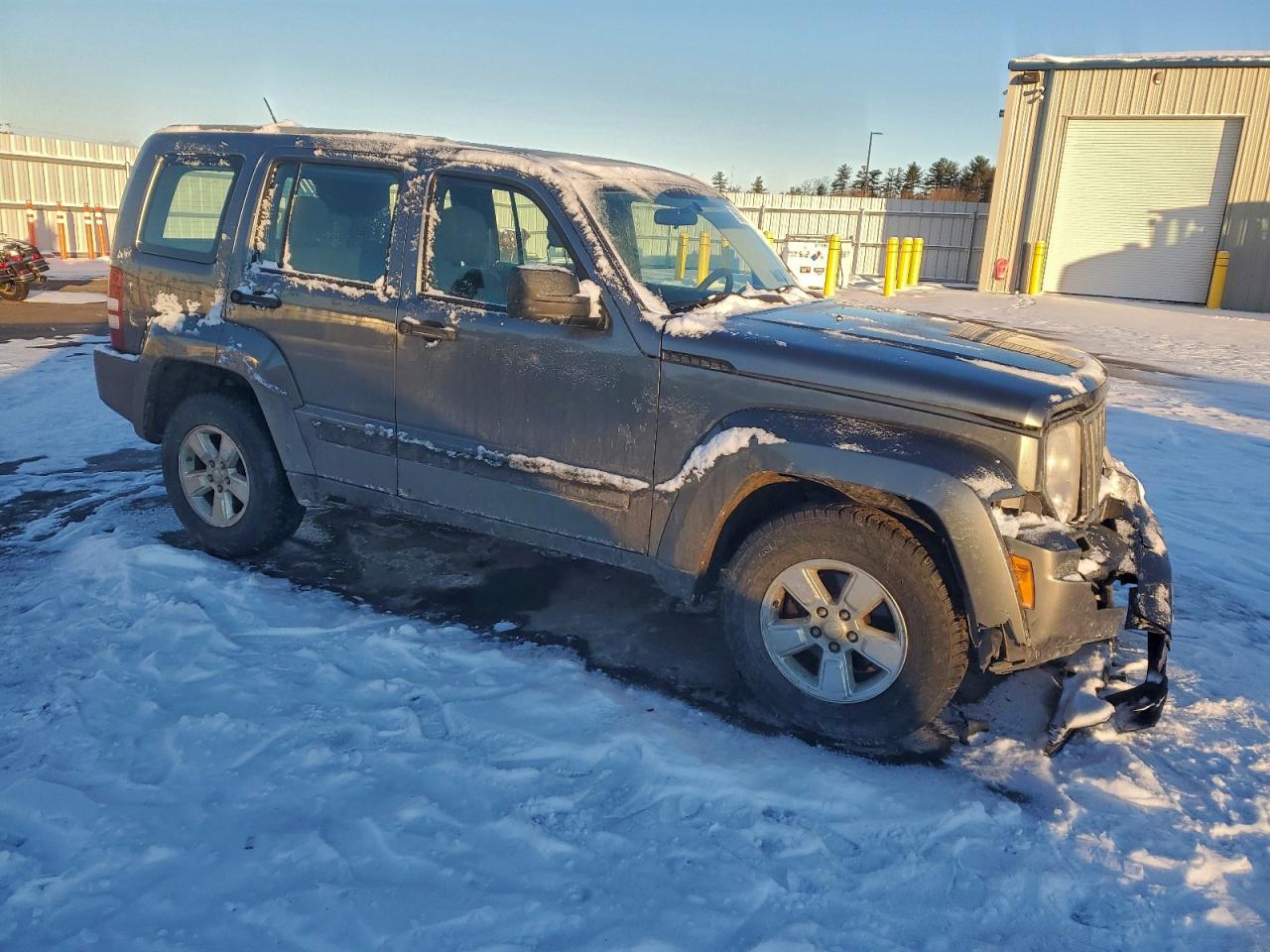 Jeep Liberty Sport Image 5