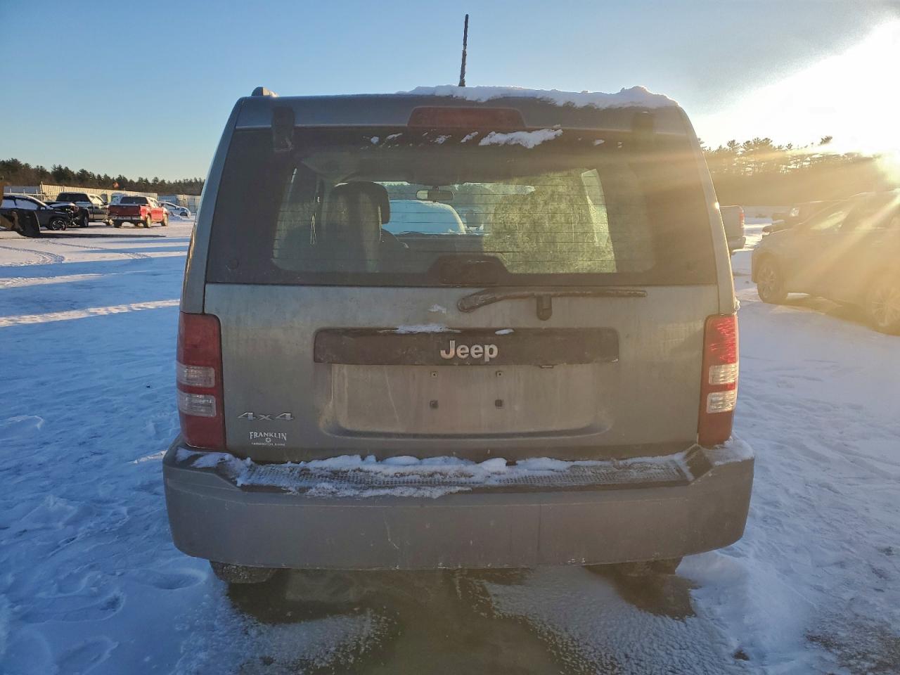 Jeep Liberty Sport Image 6