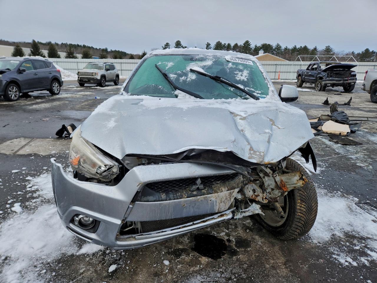 Mitsubishi Outlander Se Image 3